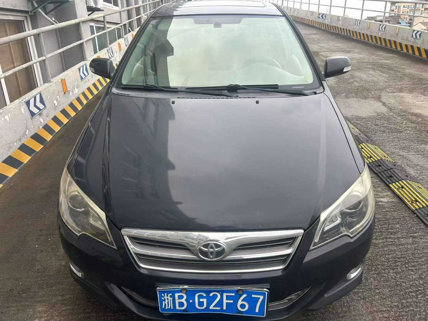 Toyota Corolla 1.6 Automatic with Sunroof