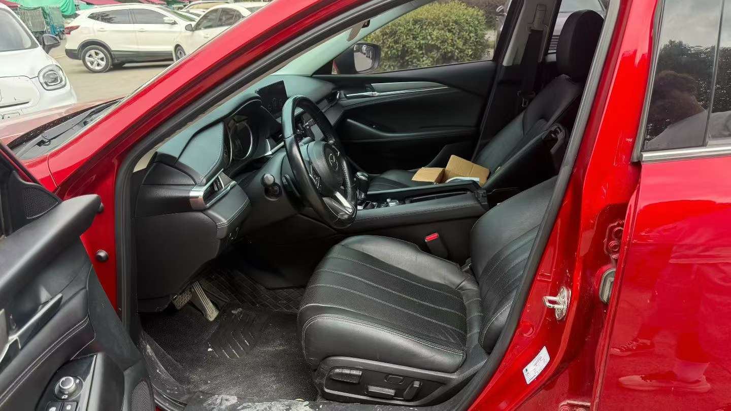 Mazda Atenza 6