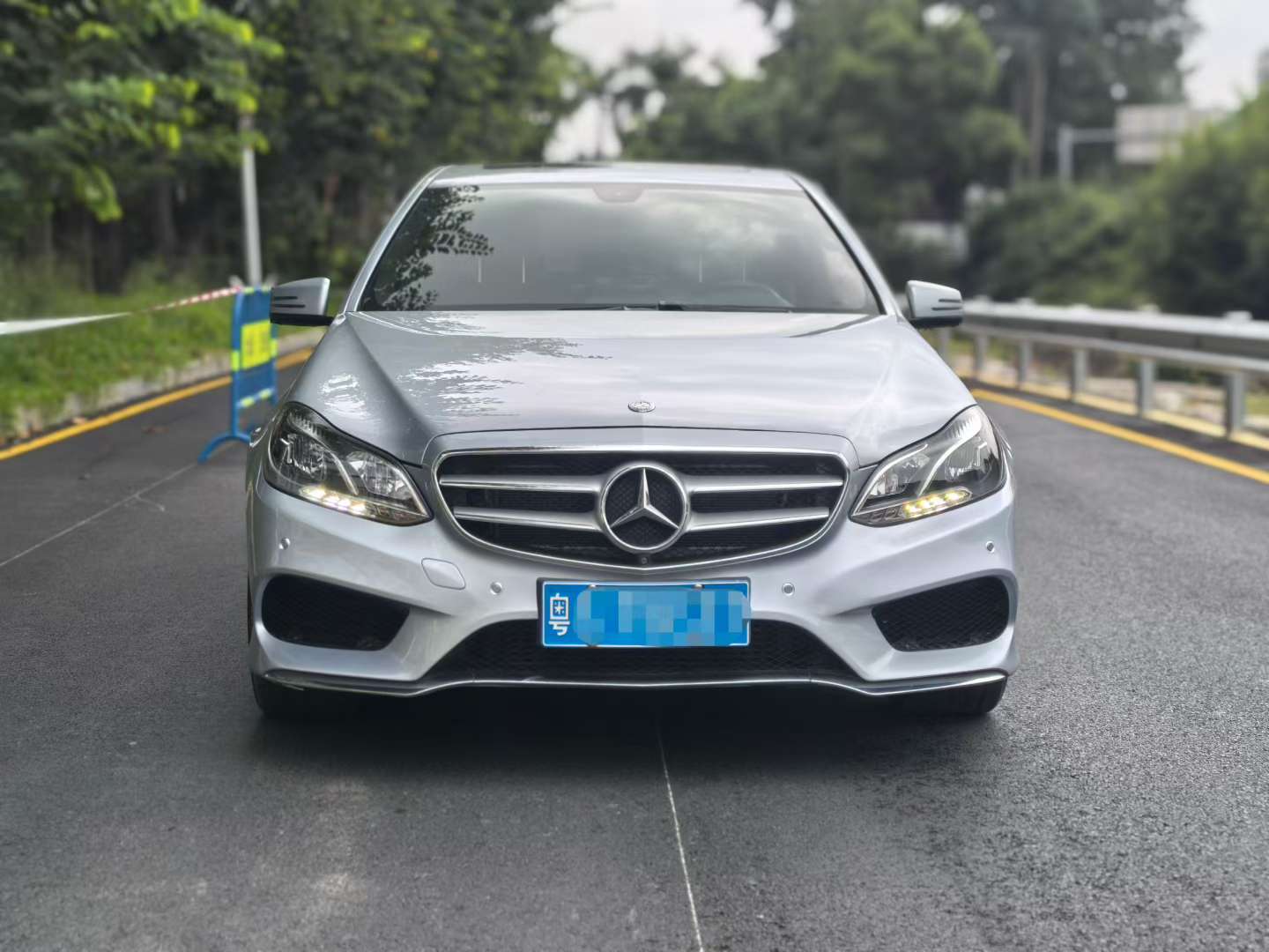 Mercedes-Benz E-Class 260 L 2.0T Sport