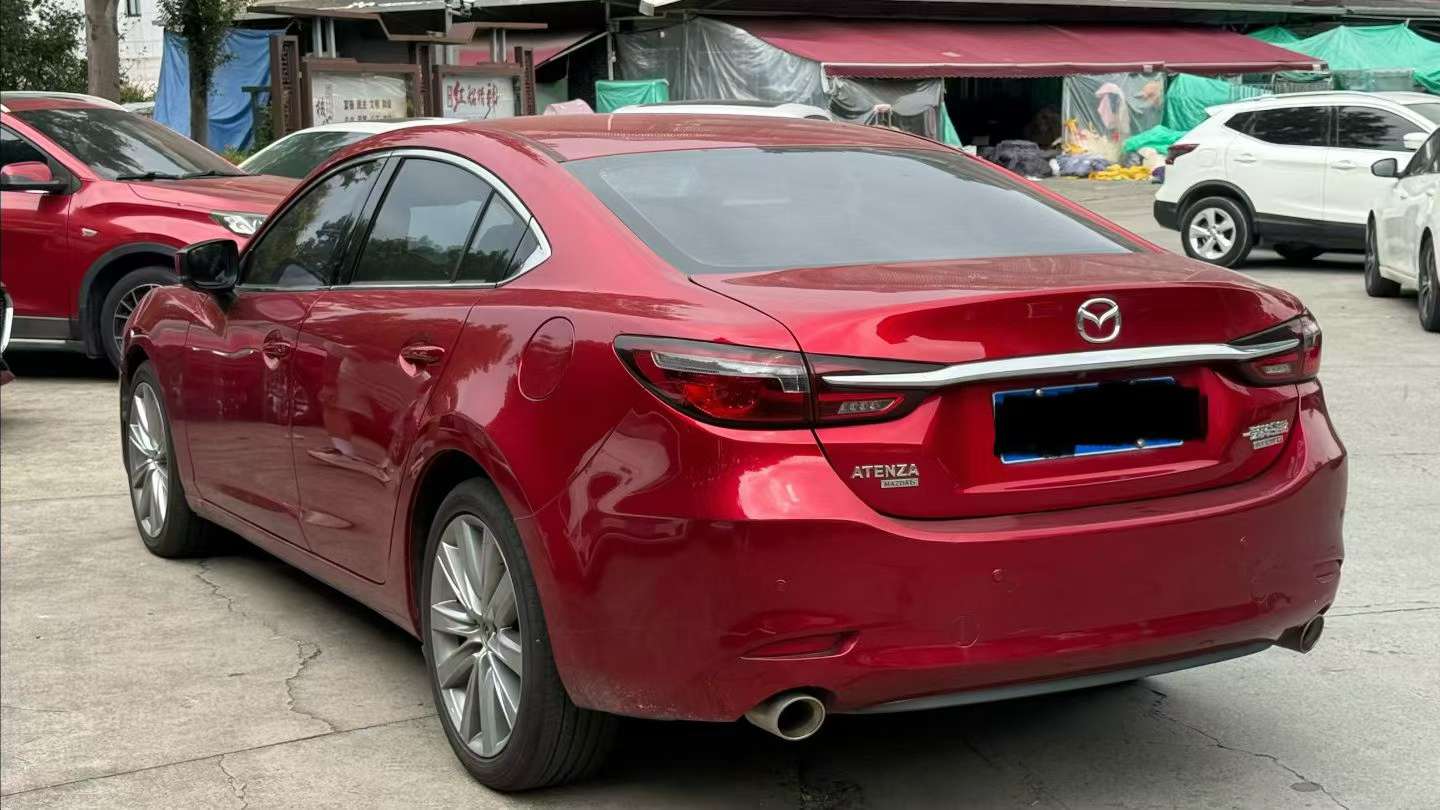 Mazda Atenza 9