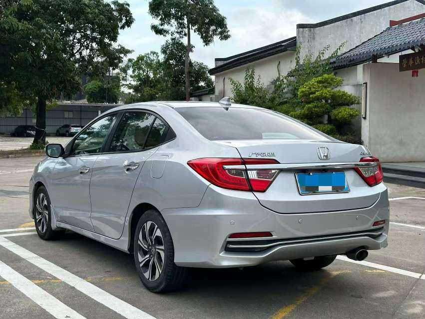 Honda Crider 9