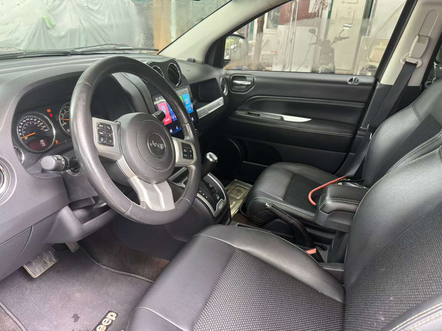 Jeep Compass 2015 2.4 AWD 6