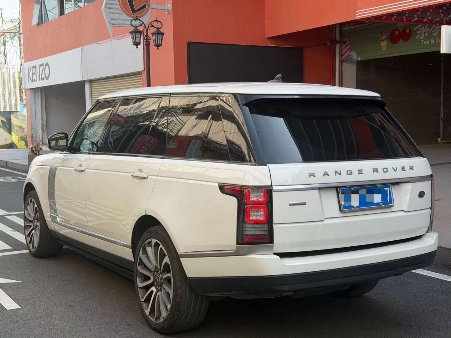 Land Rover Range Rover Executive 5.0T SV Autobiography LWB 4-Seater 3