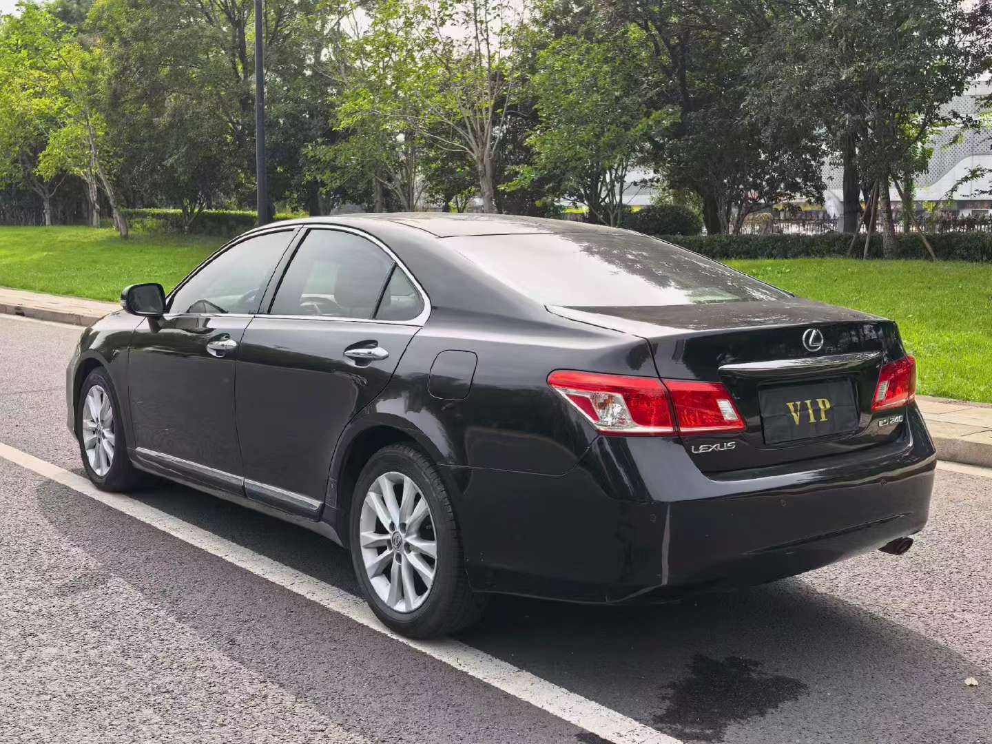Lexus ES 2010 2.4L Elegant Edition 9