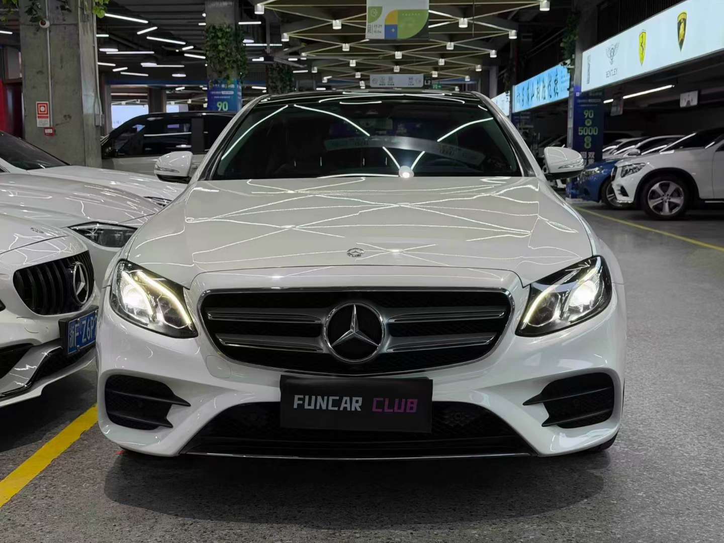 Mercedes-Benz E-Class 2017 E200L New Large Dual-Screen 2