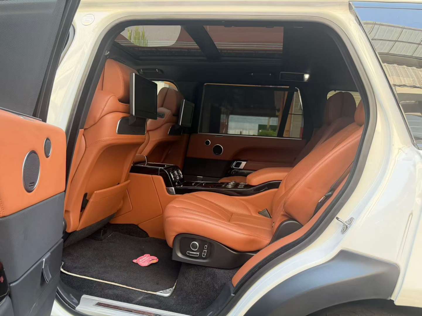 Land Rover Range Rover Executive 5.0T SV Autobiography LWB 4-Seater 7