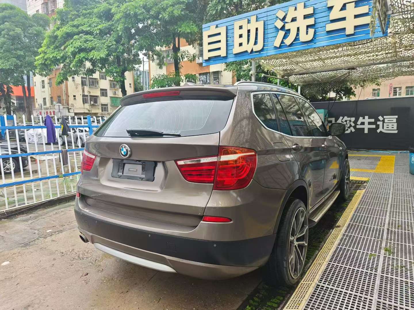 BMW X3 xDrive20i 2.0T Luxury Edition Facelift 3