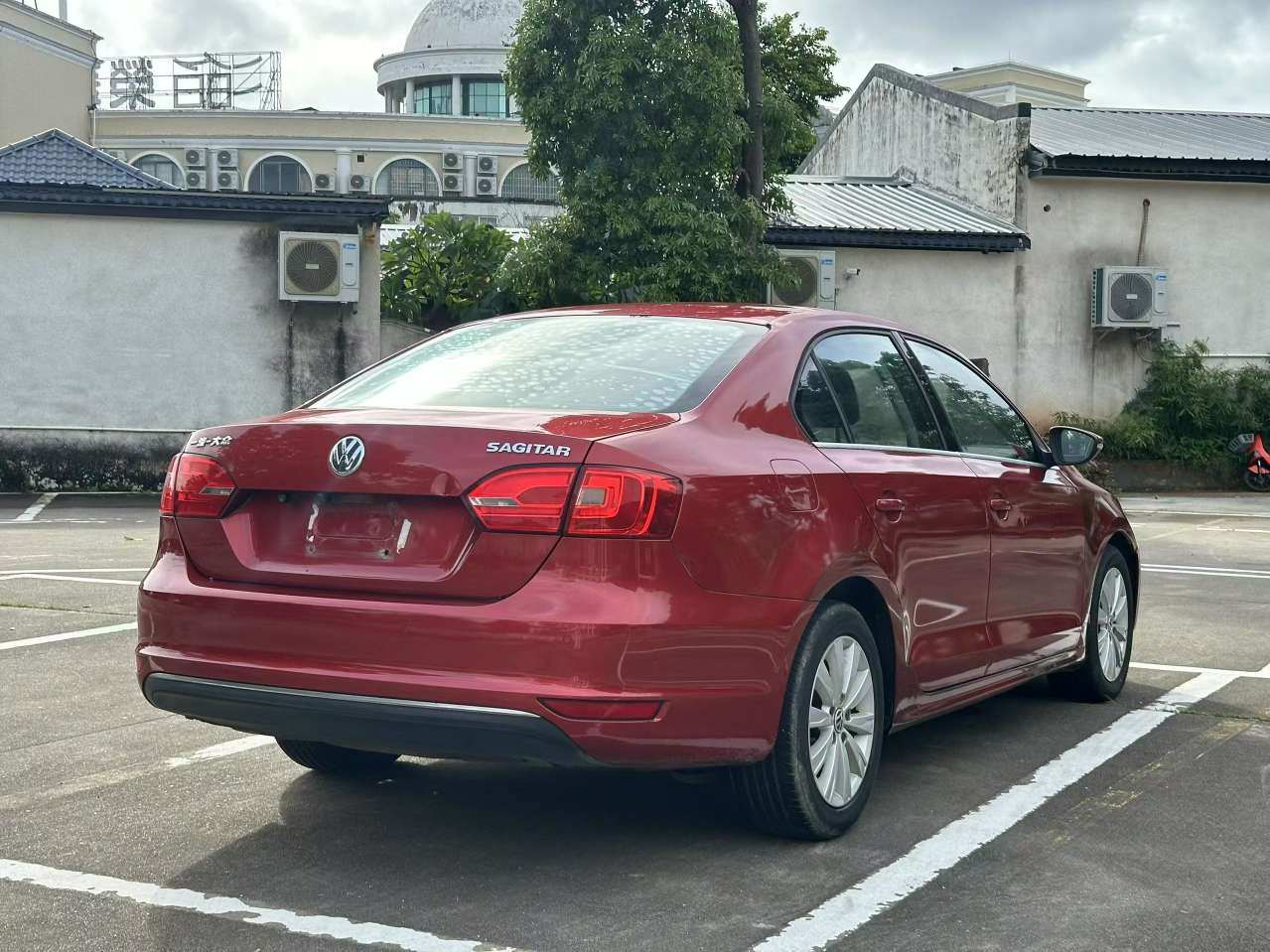 Volkswagen Sagitar 2014 Facelift 1.6L Automatic Comfort Edition 7