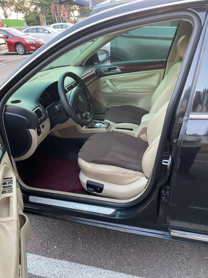 Volkswagen Passat Lingyu 1.8T High Trim 6