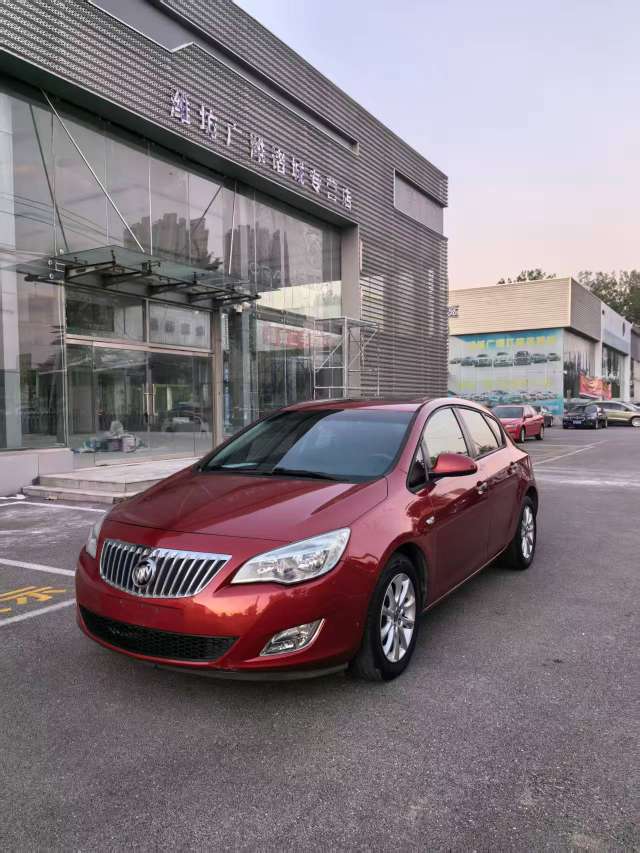 Buick Excelle XT Automatic 1.6L High Spec