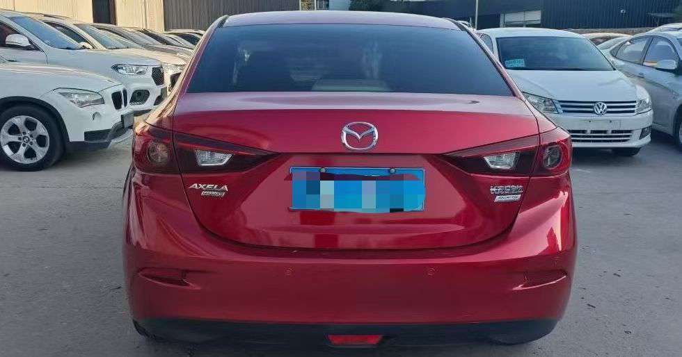 Mazda Axela 5
