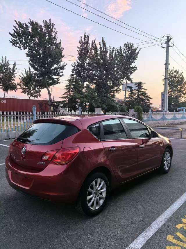 Buick Excelle XT Automatic 1.6L High Spec 7