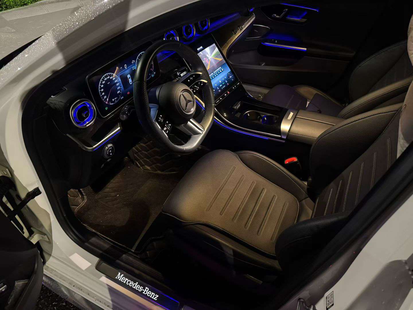 Mercedes-Benz C-Class C260L Sport Edition 2