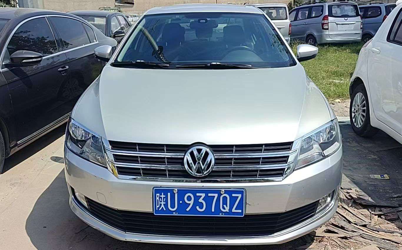 Volkswagen Lavida 1.6L Automatic with Sunroof