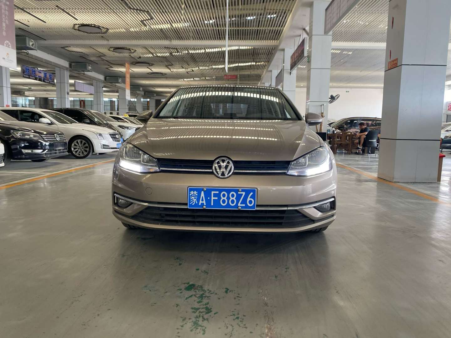 Volkswagen Golf 1.4T