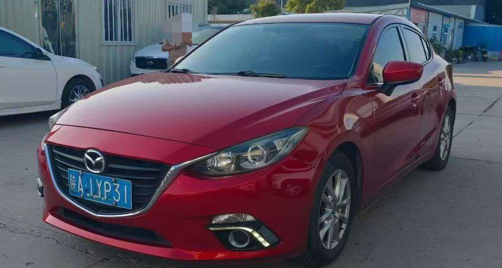Mazda Axela 2