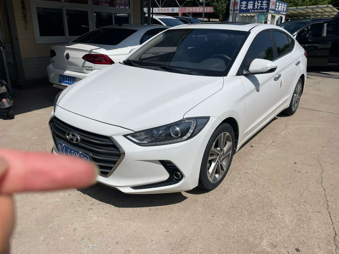 Hyundai Elantra 1.6L Automatic