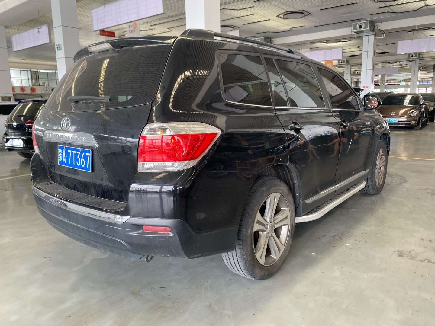 Toyota Highlander 2013 2.7L 7-Seater 9