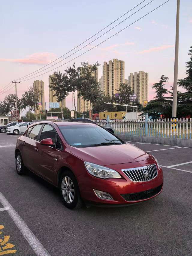 Buick Excelle XT Automatic 1.6L High Spec 3