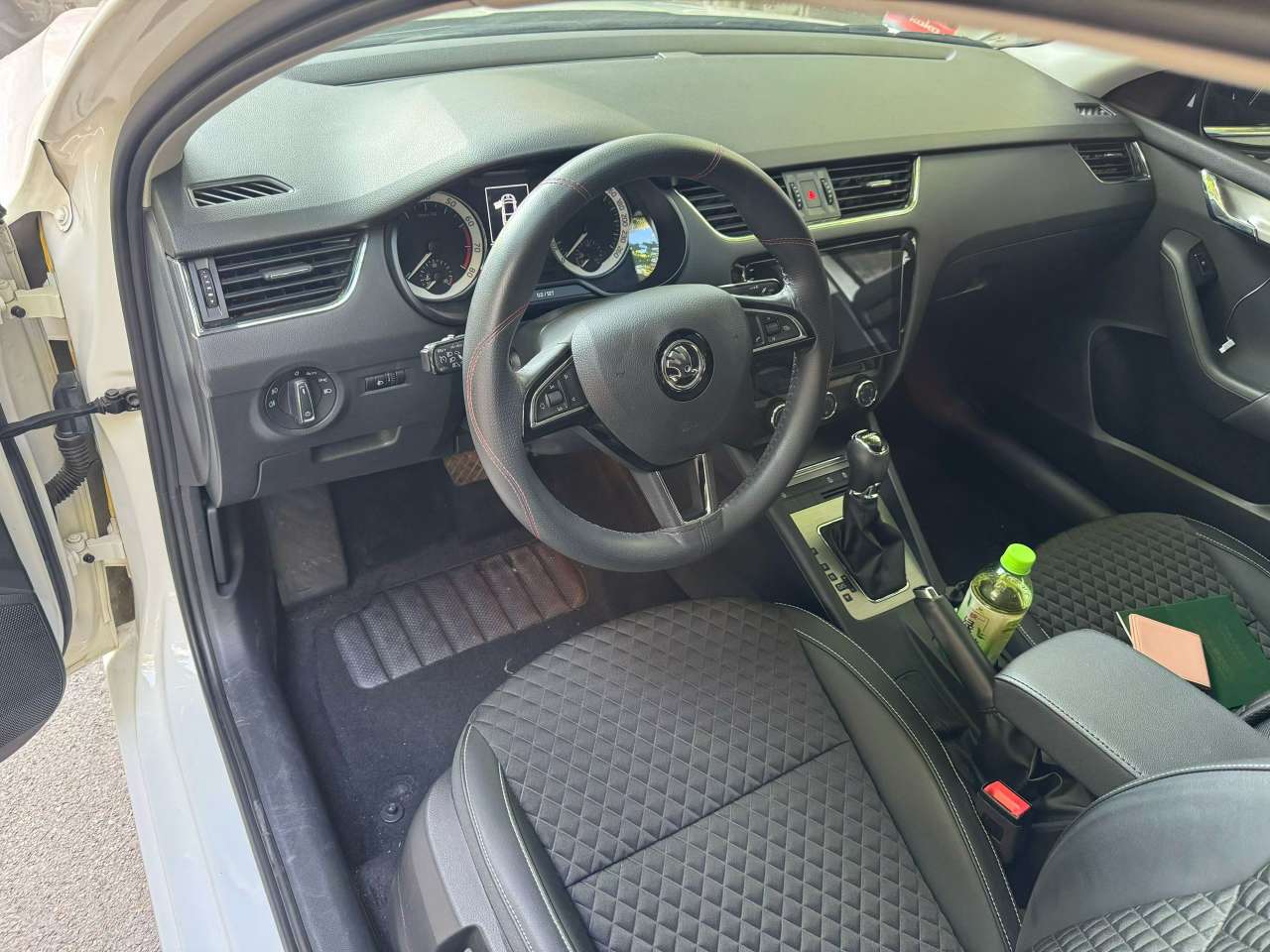 Skoda Octavia 2018 1.6L Automatic Luxury 5