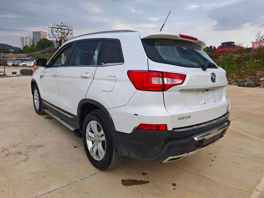 Changan CS75 1.8T Automatic 4