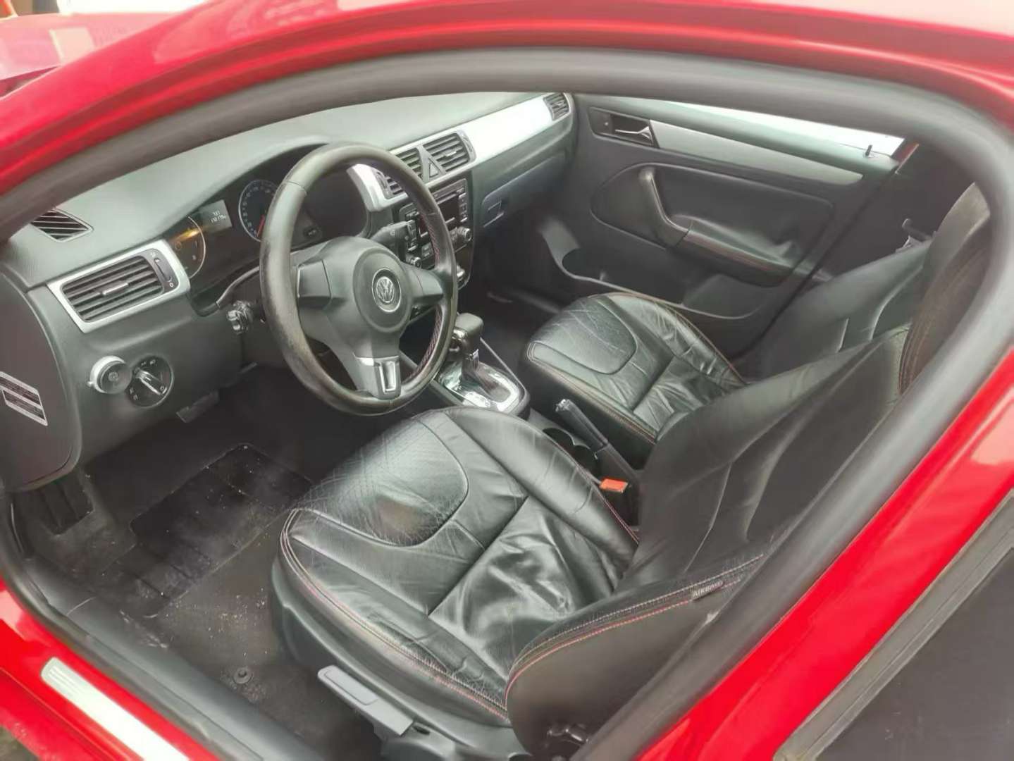 Volkswagen Bora 2012 1.4T Automatic Sunroof 3