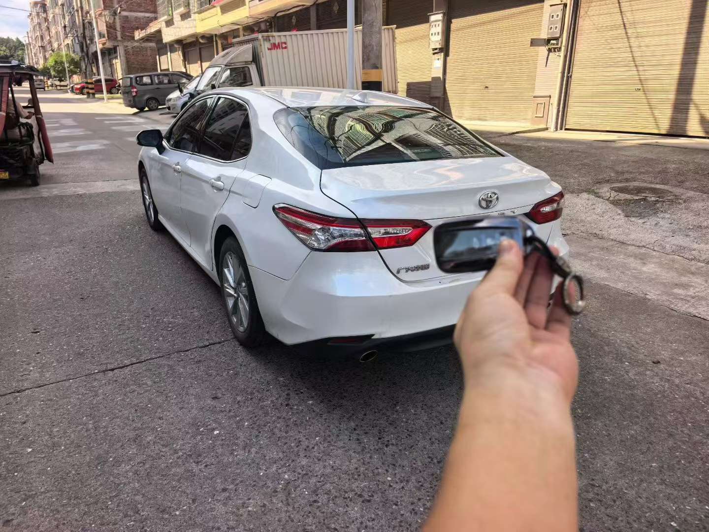 Toyota Camry 3