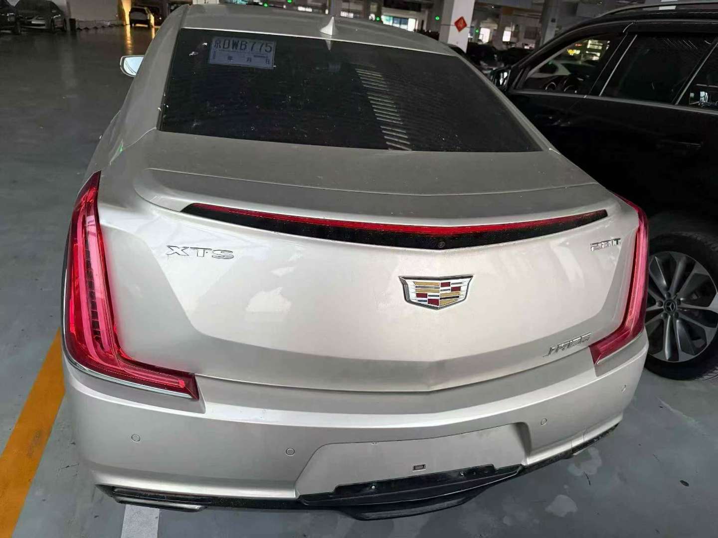Cadillac XTS 7