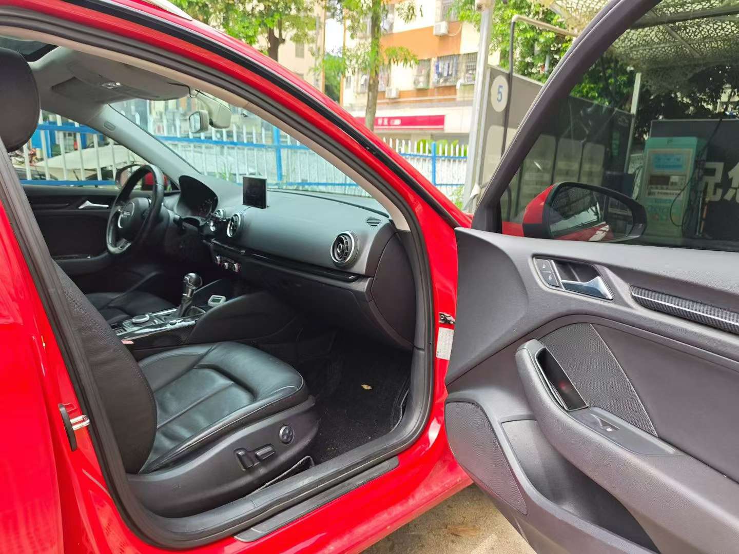 Audi A3 Sportback 35 TFSI Million Commemorative Comfort Edition 6