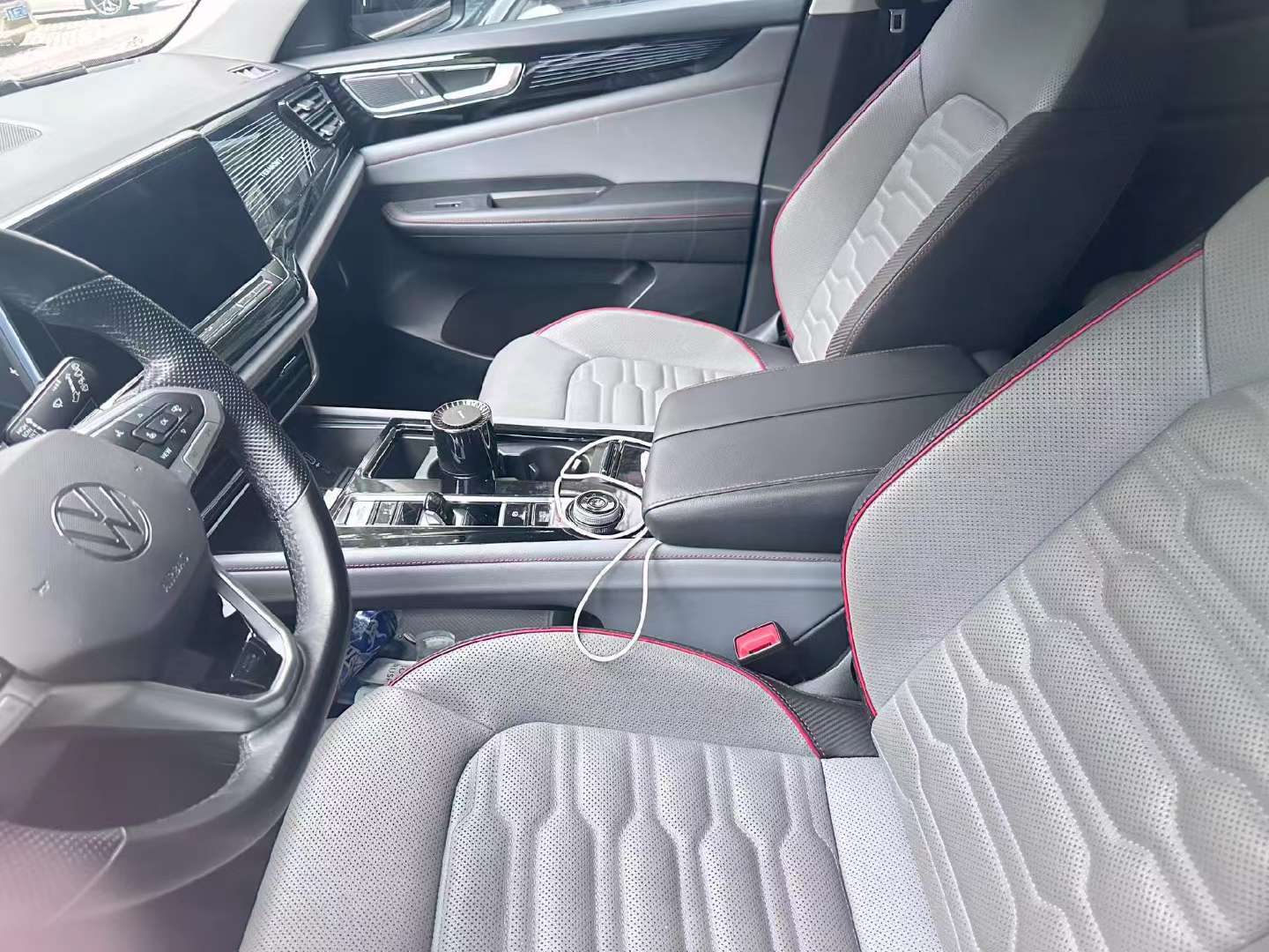 Volkswagen Teramont X 2.0T 4WD Prestige Luxury 2