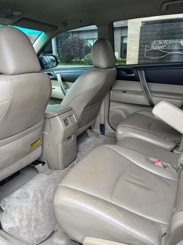 Toyota Highlander 2.7L Sport Edition 8
