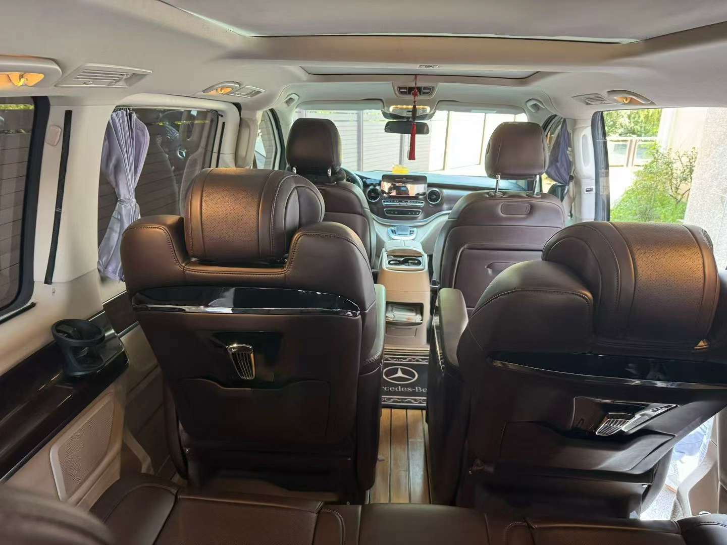 Mercedes-Benz V260 2022 Navigator Edition 6