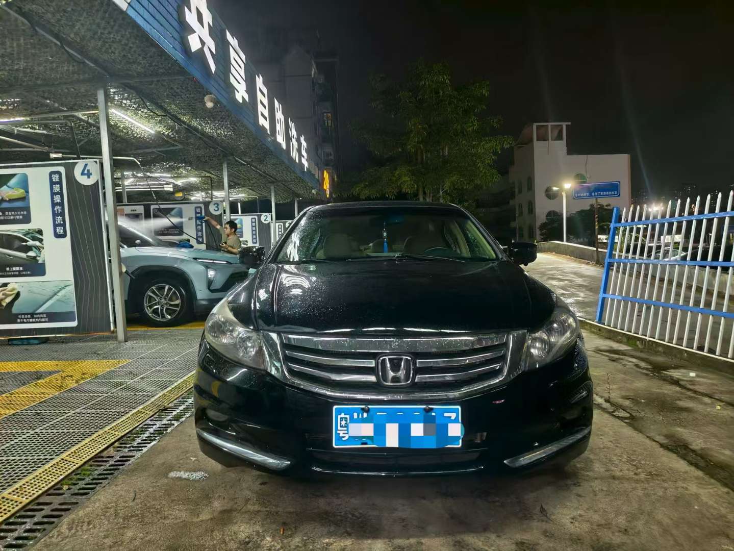 Honda Accord 2.0L Automatic SE