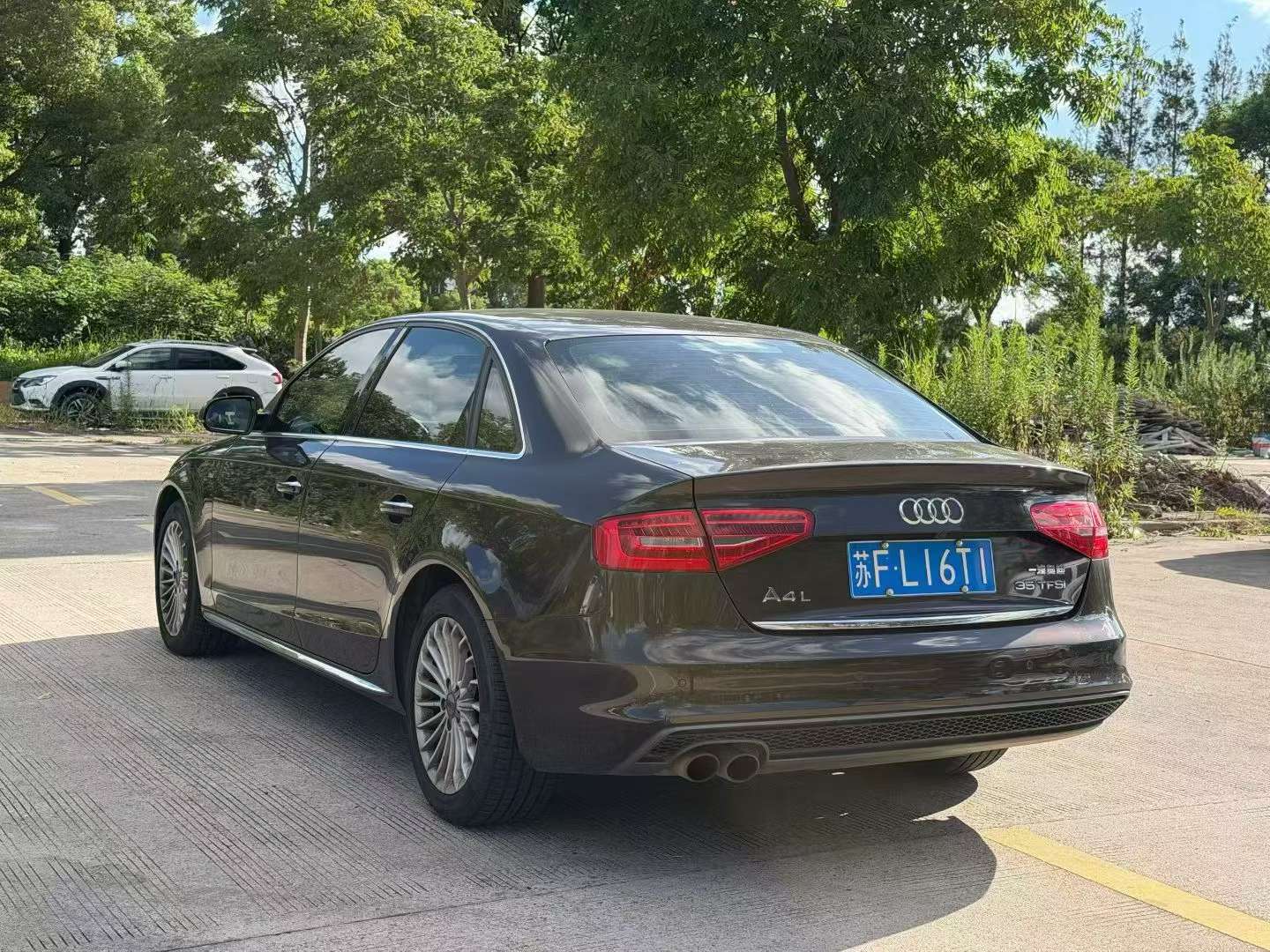 Audi A4L Classic Comfort 6