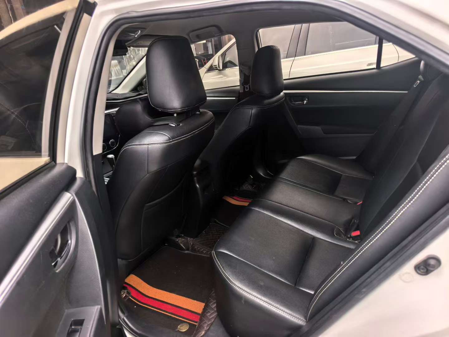 Toyota Corolla 4