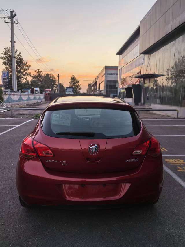 Buick Excelle XT Automatic 1.6L High Spec 5