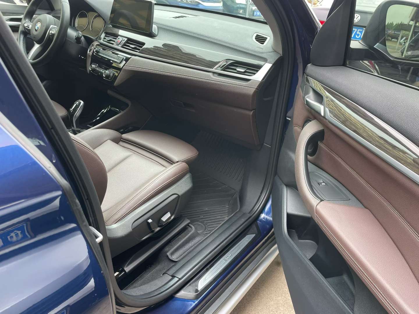 BMW X1 2020 AWD Premium Edition 2.0T 5
