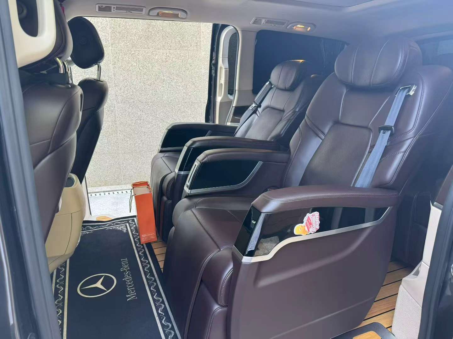Mercedes-Benz V260 2022 Navigator Edition 5