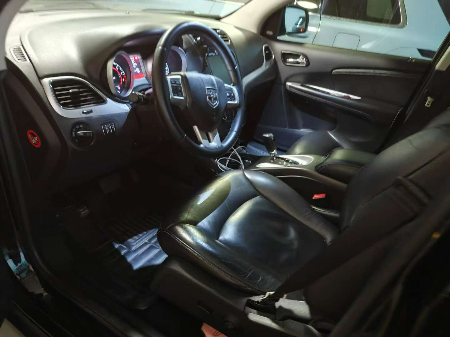 Dodge Journey 2014 3.6L Automatic Sunroof 7-Seater 5