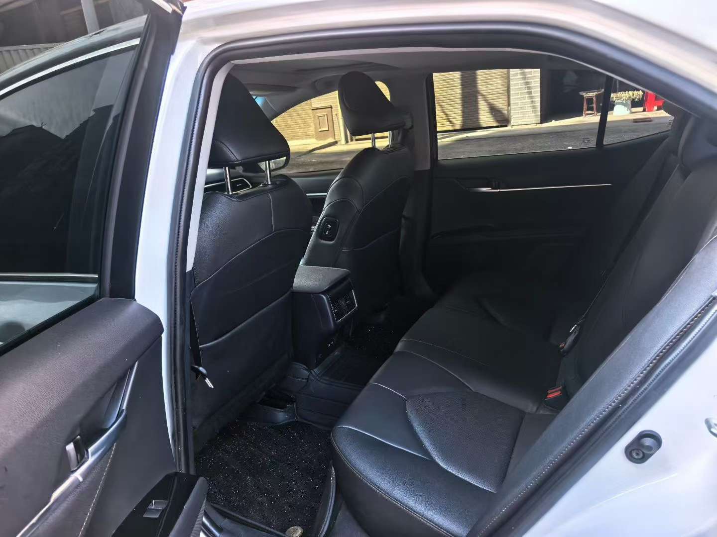 Toyota Camry 6