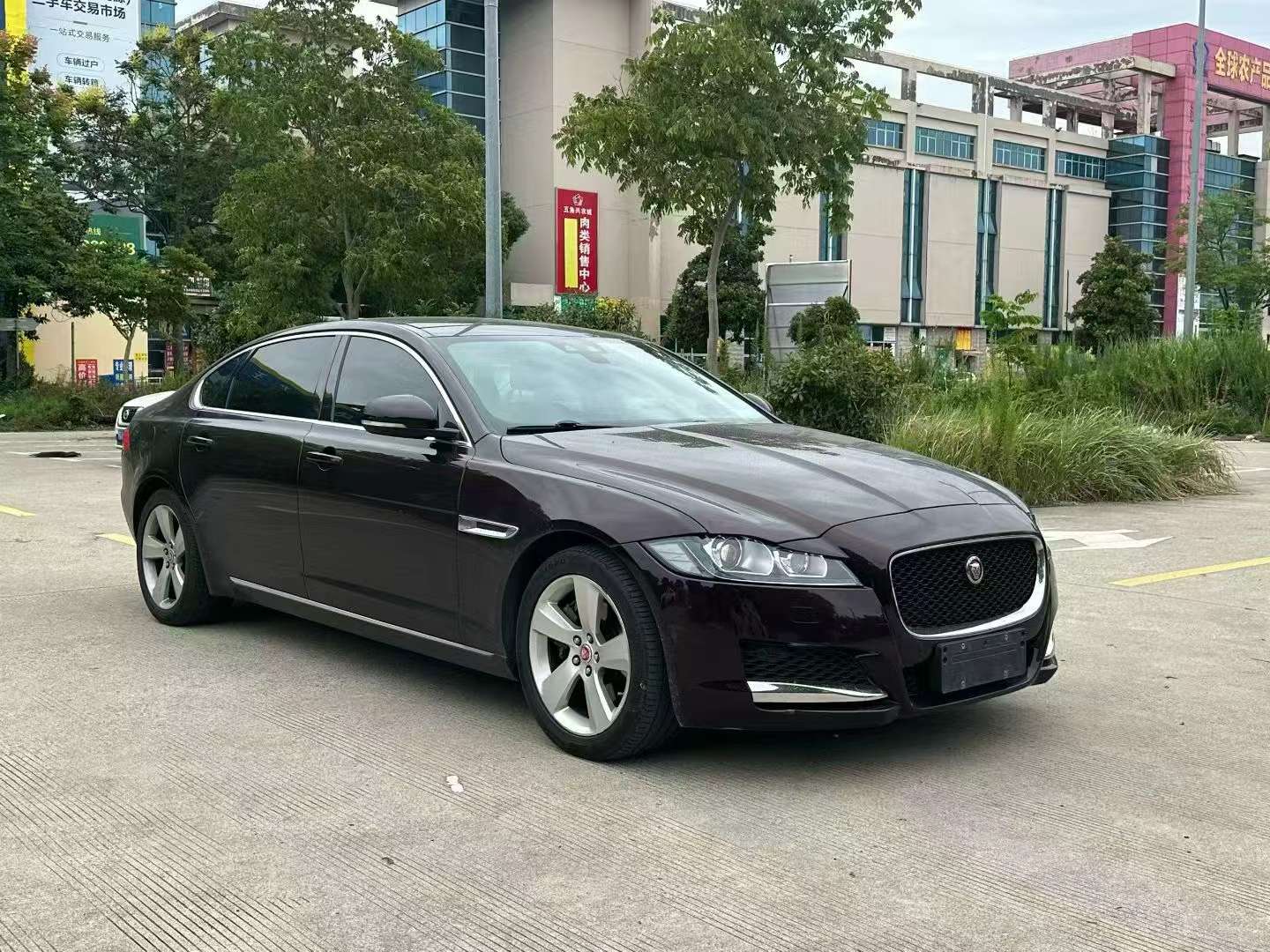 Jaguar XFL 3