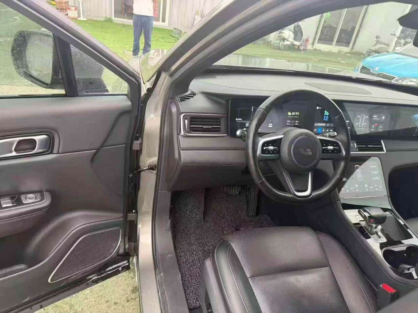 Li Auto Li ONE 4