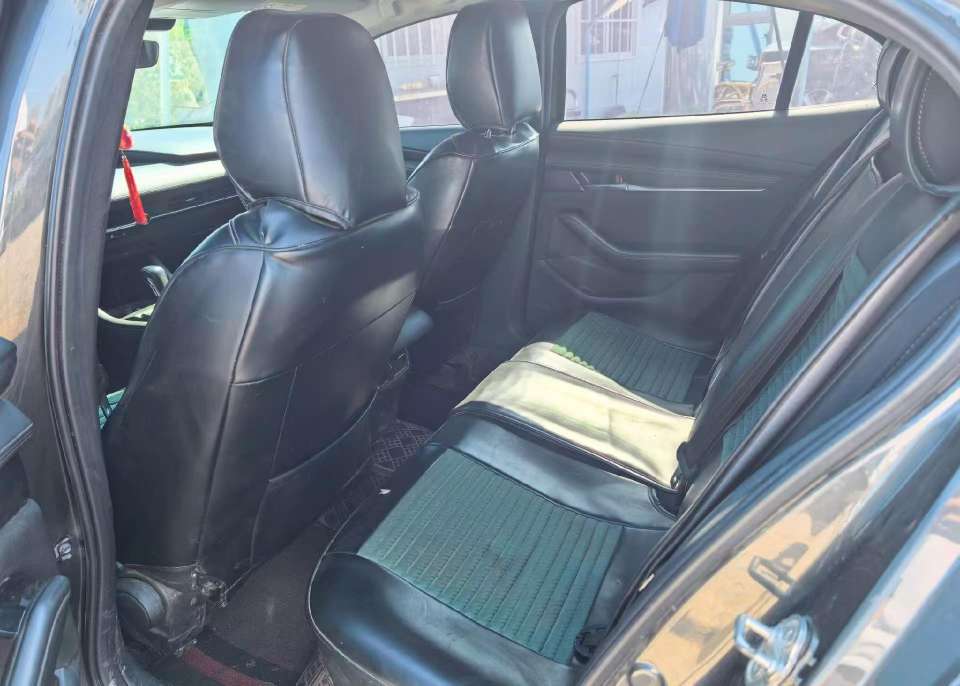 Mazda Mazda3 2022 2.0L 6