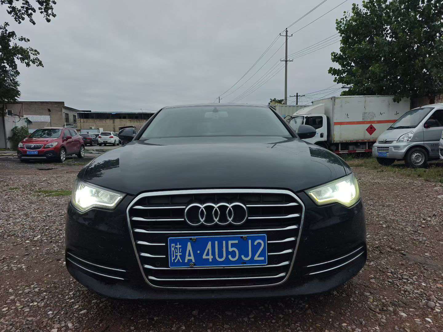 Audi A6 2.5L V6 Automatic with Sunroof
