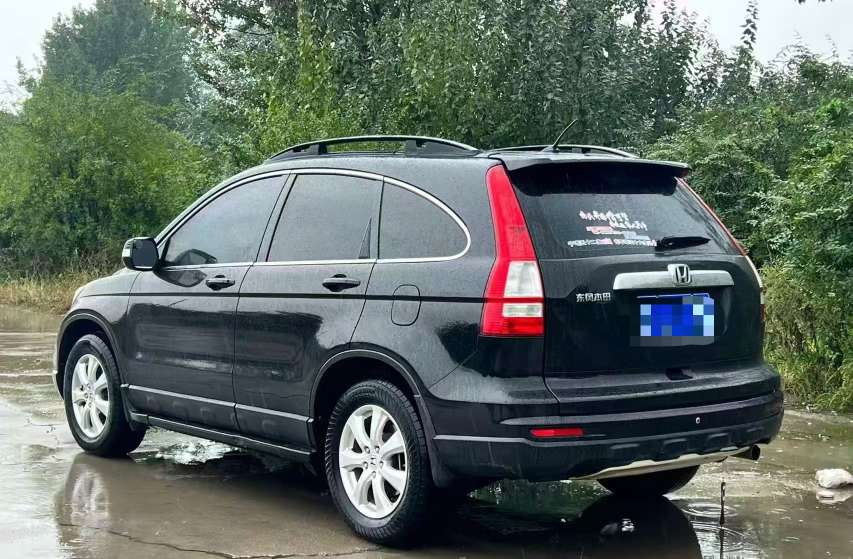 Honda CR-V 2010 2.0L 4WD with Sunroof 8
