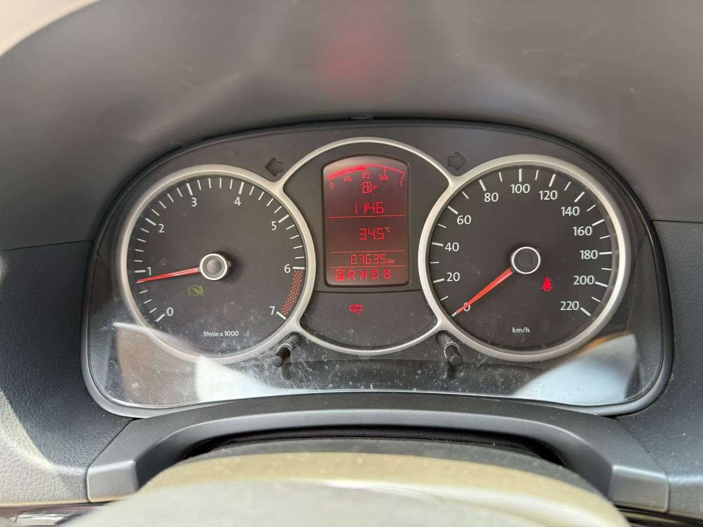 Volkswagen Lavida 1.6 Automatic 4