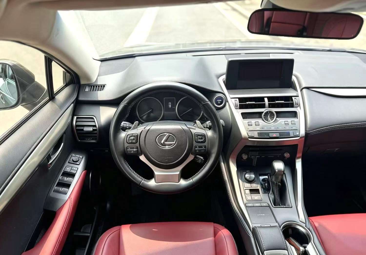 Lexus NX 2020 NX300h 2.5 CVT Premium 5