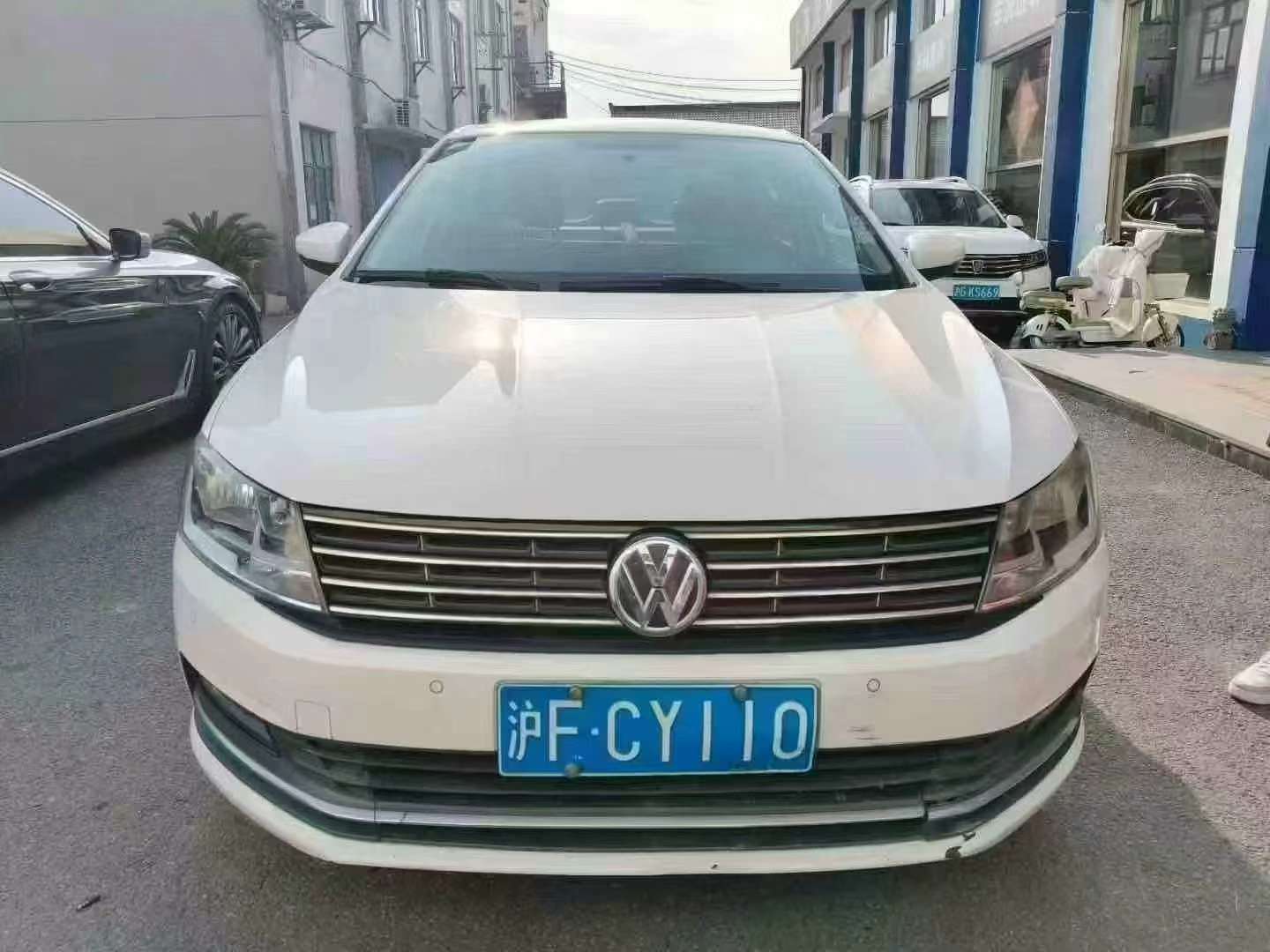 Volkswagen Lavida Facelift Automatic 2