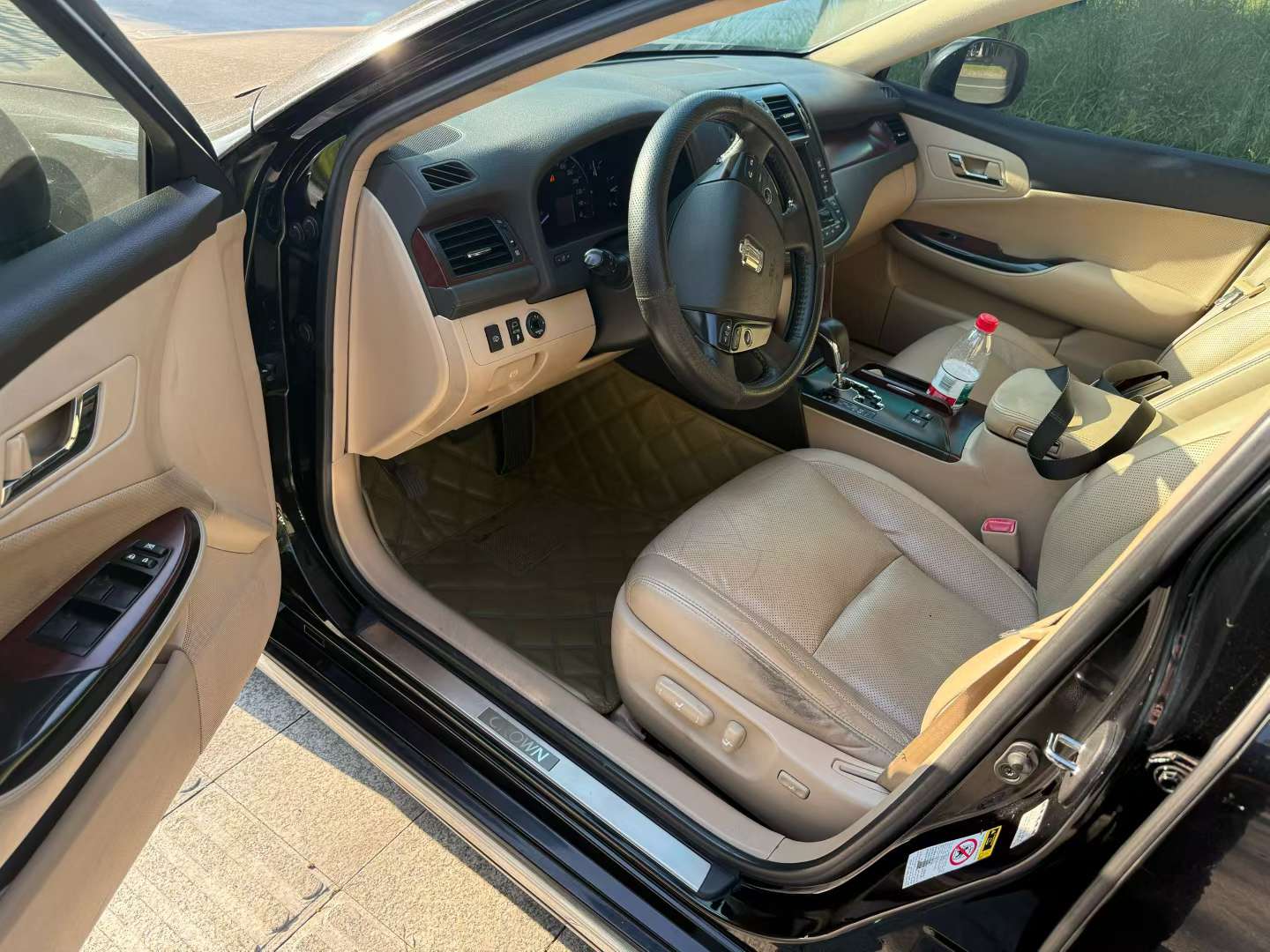 Toyota Crown 4