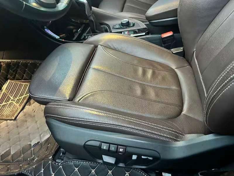BMW X1 sDrive18Li Luxury 6